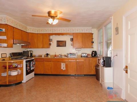 69 Palmer Ave, Springfield, MA 01108 photo 17