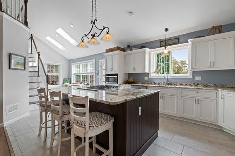 28 Black Point Rd, Webster, MA 01570 photo 10