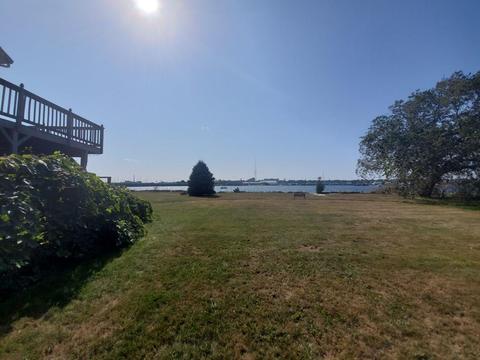 148 Main St, Fairhaven, MA 02719 photo 4