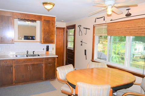 31 Overlook Ave, Webster, MA 01570 photo 2