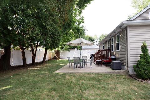 46 Brighton St, Springfield, MA 01118 photo 17