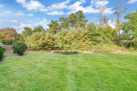 123 Clearbrook Dr, Springfield, MA 01118 photo 26