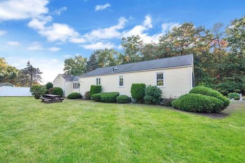 123 Clearbrook Dr, Springfield, MA 01118 photo 24
