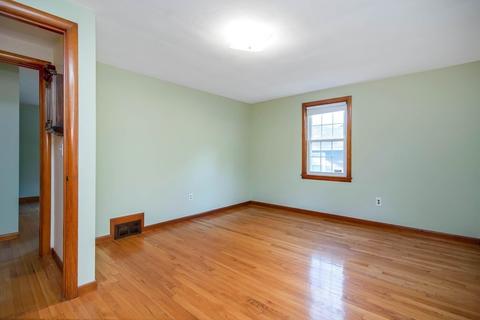 123 Clearbrook Dr, Springfield, MA 01118 photo 16