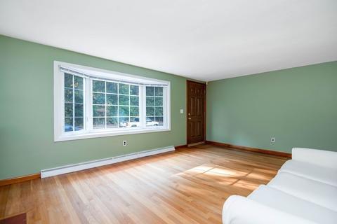 123 Clearbrook Dr, Springfield, MA 01118 photo 4