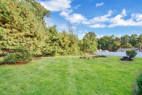 123 Clearbrook Dr, Springfield, MA 01118 photo 23