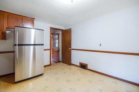 123 Clearbrook Dr, Springfield, MA 01118 photo 6