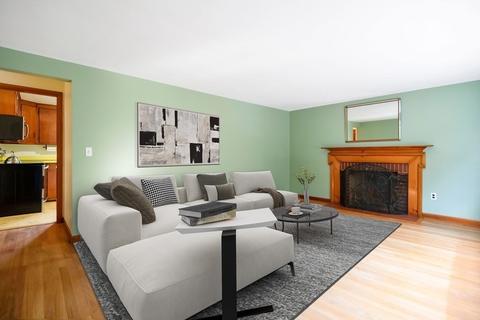 123 Clearbrook Dr, Springfield, MA 01118 photo 3