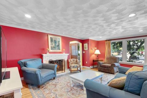 5 Mead St, Danvers, MA 01923 photo 6