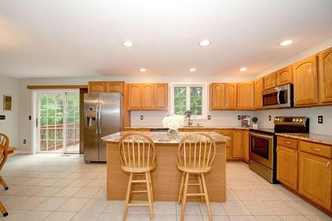 9 Osgood, Windham, NH 03087 photo 5