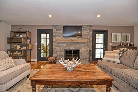 127 Fowler St, Upton, MA 01568 photo 5