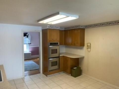 35 Texel Dr, Springfield, MA 01108 photo 9