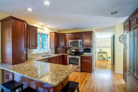 6 Surrey Ln, Danvers, MA 01923 photo 12