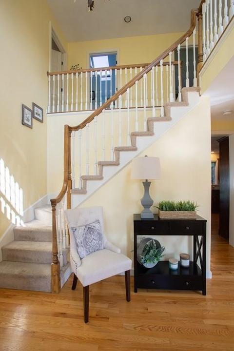 6 Surrey Ln, Danvers, MA 01923 photo 3