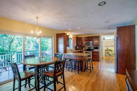 6 Surrey Ln, Danvers, MA 01923 photo 10