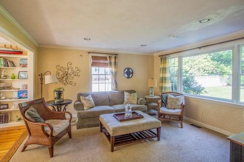 6 Surrey Ln, Danvers, MA 01923 photo 9