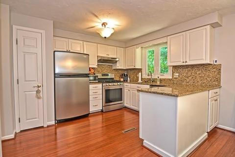5 Bridle Path Cir #E, Randolph, MA 02368 photo 9