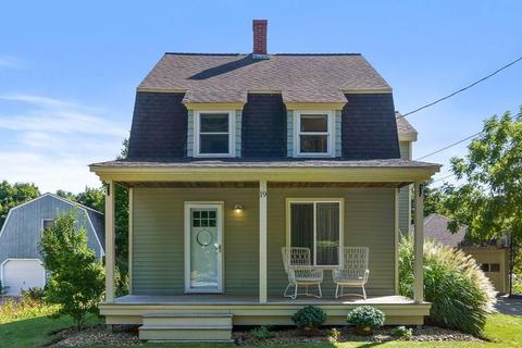 19 E Pine St, Plaistow, NH 03865 photo 1