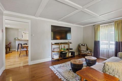 19 E Pine St, Plaistow, NH 03865 photo 9