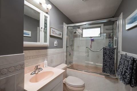 74 Wompatuck Rd, Hingham, MA 02043 photo 16