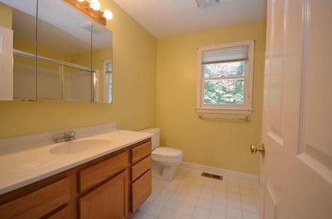 29 Wildflower Dr, Sutton, MA 01590 photo 18