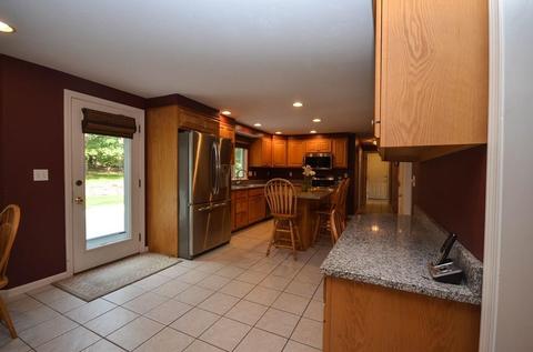 29 Wildflower Dr, Sutton, MA 01590 photo 5