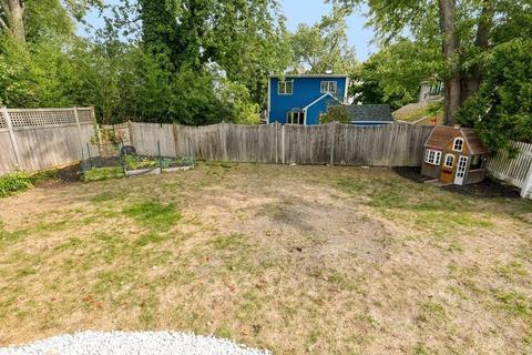 4 Crane St, Danvers, MA 01923 photo 32