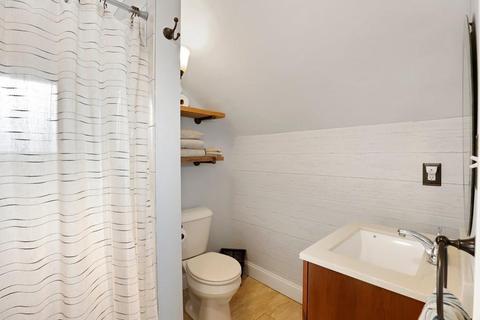 4 Crane St, Danvers, MA 01923 photo 25