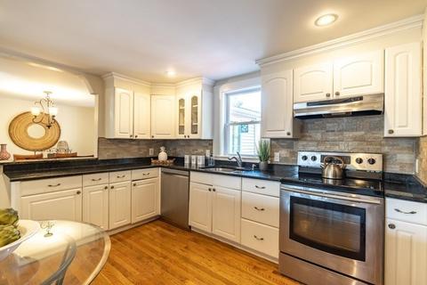 358 Ash St, Reading, MA 01867 photo 8