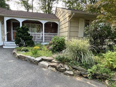 3 Sandy Glen Dr, Holden, MA 01520 photo 5