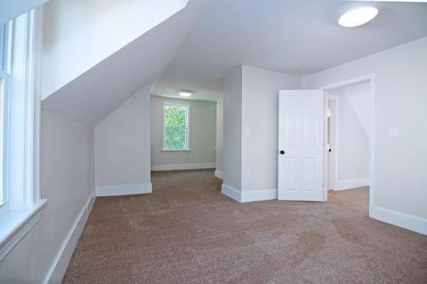 11 Whipple St, Worcester, MA 01607 photo 13