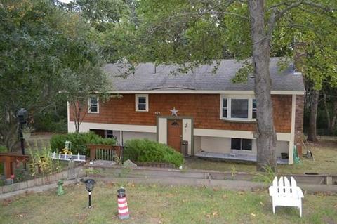 6 Shangri La Blvd, Wareham, MA 02538 photo 1