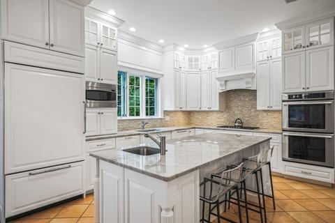 35 Walpole St, Dover, MA 02030 photo 7