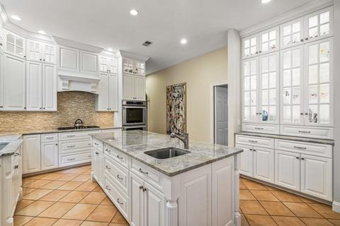 35 Walpole St, Dover, MA 02030 photo 8