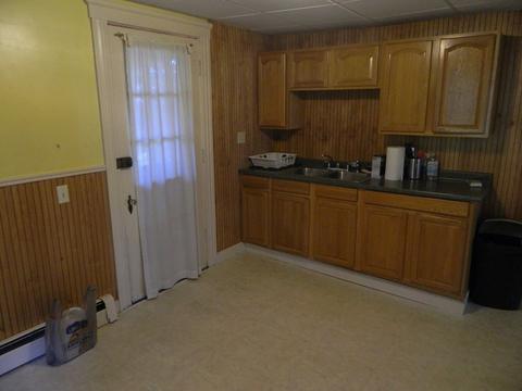 1 Pocono Rd, Worcester, MA 01605 photo 9
