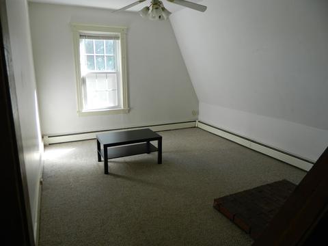 1 Pocono Rd, Worcester, MA 01605 photo 4