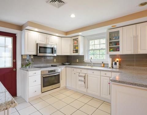 1 Autumn Cir, Canton, MA 02021 photo 7