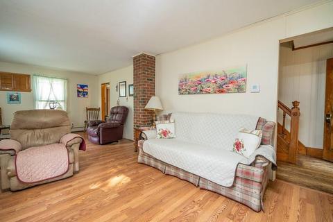 630 Britton St, Chicopee, MA 01020 photo 6