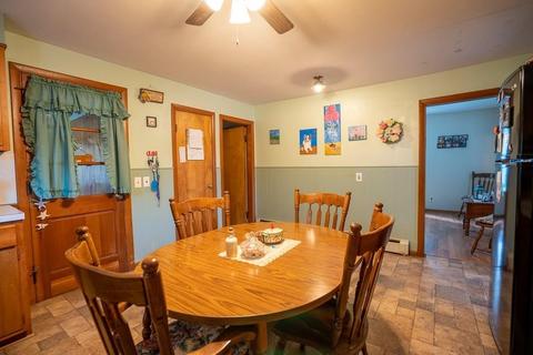 630 Britton St, Chicopee, MA 01020 photo 5