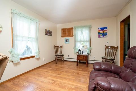 630 Britton St, Chicopee, MA 01020 photo 9