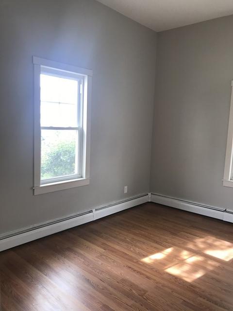 371 Pine St, Fall River, MA 02720 photo 10