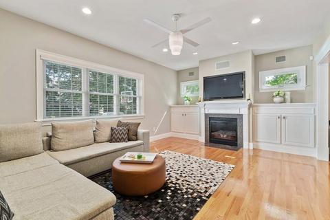 63 Woodledge Rd, Needham, MA 02492 photo 6