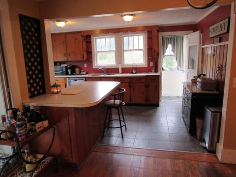 357 E Washington St, Hanson, MA 02341 photo 4