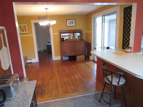 357 E Washington St, Hanson, MA 02341 photo 5