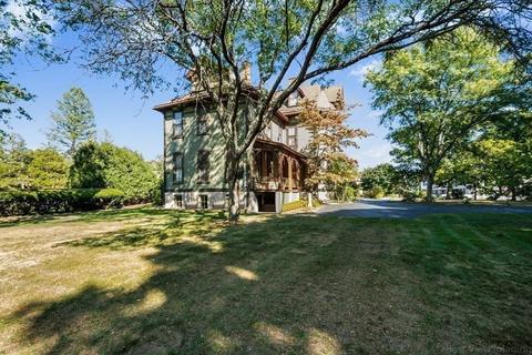 2 Capron St, Uxbridge, MA 01569 photo 40