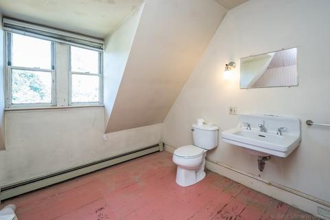 2 Capron St, Uxbridge, MA 01569 photo 24