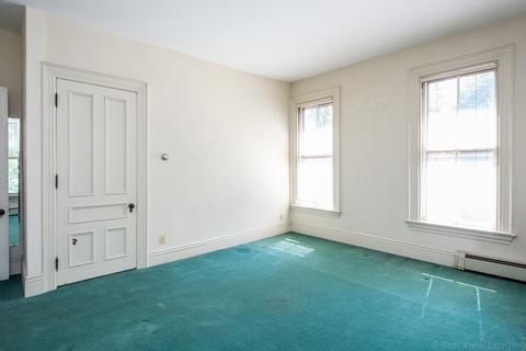 2 Capron St, Uxbridge, MA 01569 photo 28