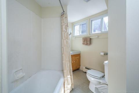 2 Capron St, Uxbridge, MA 01569 photo 32