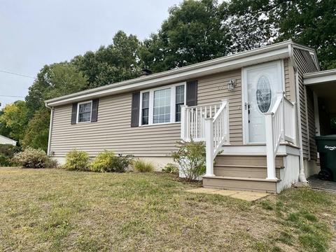 67 Regal St, Springfield, MA 01118 photo 1