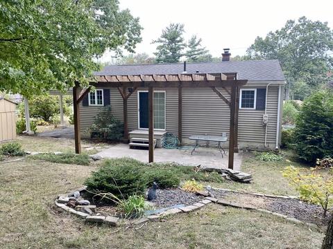 67 Regal St, Springfield, MA 01118 photo 24